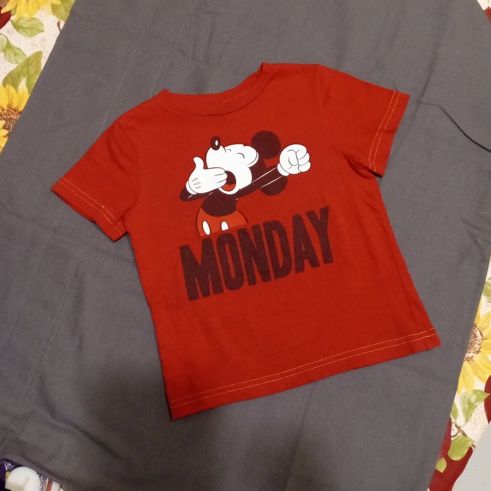 DISNEY🐭 Mickey Mouse "Monday" T-Shirt